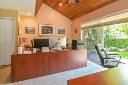 Breakfast Nook Photo of 23951 58a Place, Langley, BC
