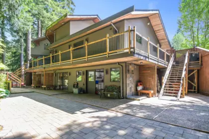 Outdoor Kitchen Photo of 23951 58a Place, Langley, BC