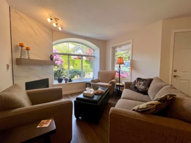 Hallway Photo of 82 23085 118 Avenue, Maple Ridge, BC