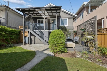 Breakfast Nook Photo of 4344 Skeena Street, Vancouver, BC