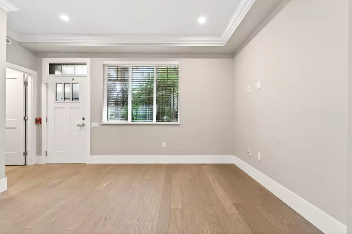 Living Room Photo of 7523 Yukon Street, Vancouver, BC