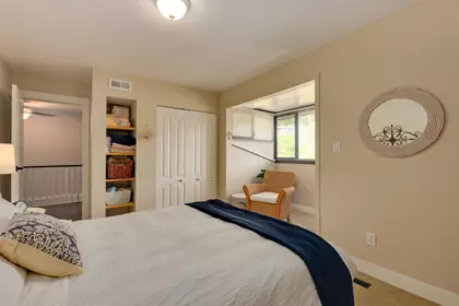 Mudroom Photo of 3821 Lonsdale Avenue, North Vancouver, BC