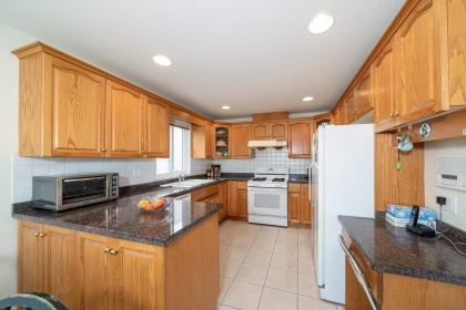 Office / Den Photo of 155 Ellesmere Avenue, Burnaby, BC