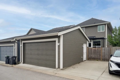 Swimming Pool Photo of 20326 82b Avenue, Langley, BC