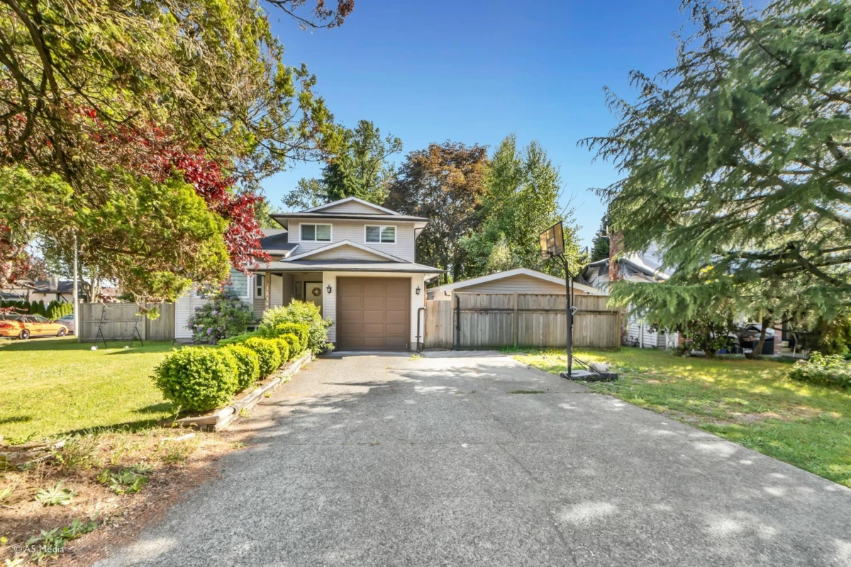 Exterior Rear Photo of 15390 85 Avenue, Surrey, BC