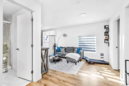 Basement Recreation Room Photo of 15390 85 Avenue, Surrey, BC