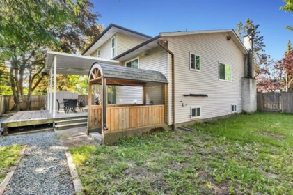 Outdoor Kitchen Photo of 15390 85 Avenue, Surrey, BC