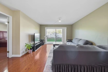 Hallway Photo of 4 31406 UPPER MACLURE ROAD, Abbotsford BC V2T 5L8