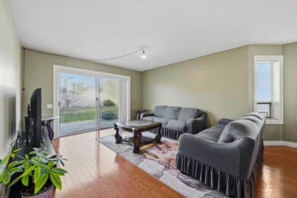 Staircase Photo of 4 31406 UPPER MACLURE ROAD, Abbotsford BC V2T 5L8