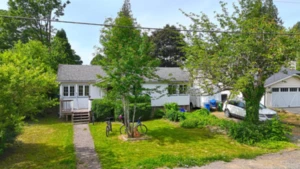 571 Echo Avenue, Harrison Hot Springs, BC