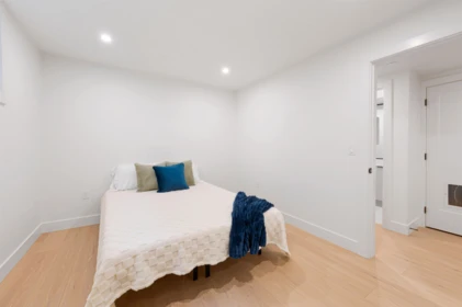 Powder Room Photo of 1 4855 Venables Street, Burnaby, BC