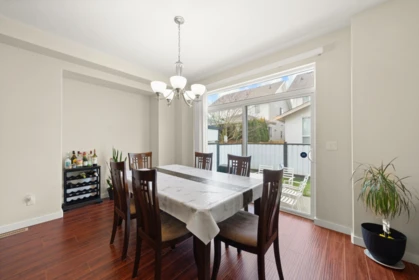 Kitchen Island Photo of 8179 212 Street, Langley, BC