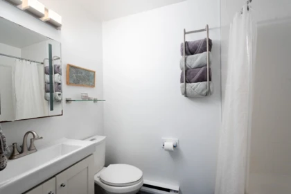 Powder Room Photo of 10 230 W 14 Street, North Vancouver, BC