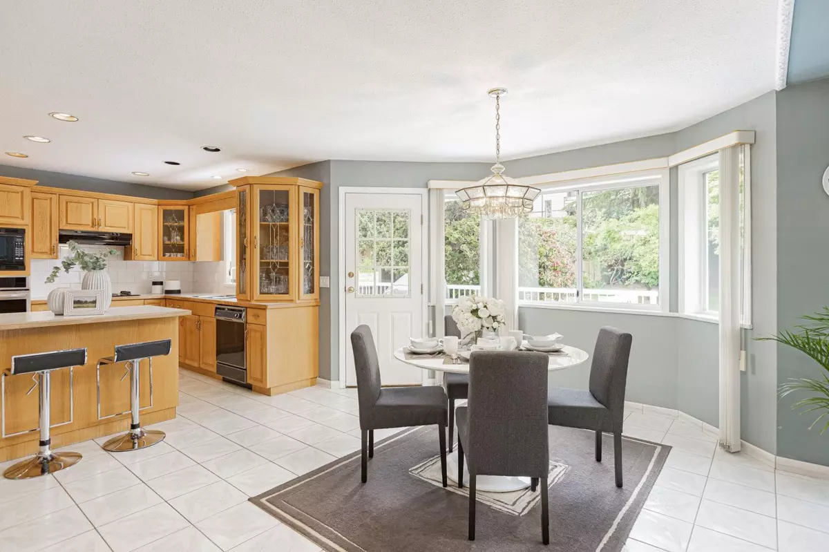 Family Room Photo of 7758 Mcgregor Avenue, Burnaby, BC