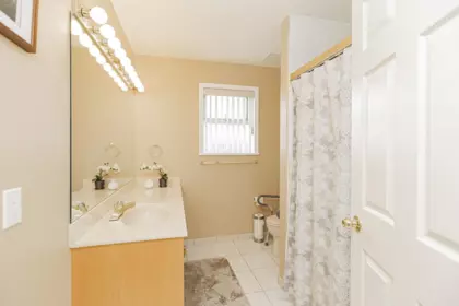 Bedroom 3 Photo of 7758 Mcgregor Avenue, Burnaby, BC