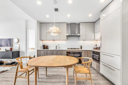 Primary Bedroom Photo of 3405 6511 Sussex Avenue, Burnaby, BC