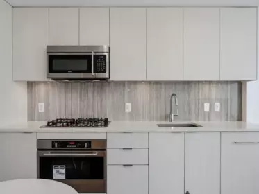 1806 5051 Imperial Street, Burnaby, BC, Burnaby — Apartment/Condo for sale