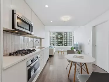 1806 5051 Imperial Street, Burnaby, BC, Burnaby — Apartment/Condo for sale