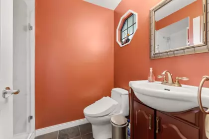 Guest Bathroom Photo of 14888 20a Avenue, Surrey, BC