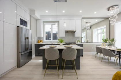 Kitchen Island Photo of 1 5808 Lanark Street, Vancouver, BC