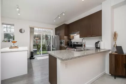 9 14838 61 Avenue, Surrey, BC, Surrey — Townhouse for sale