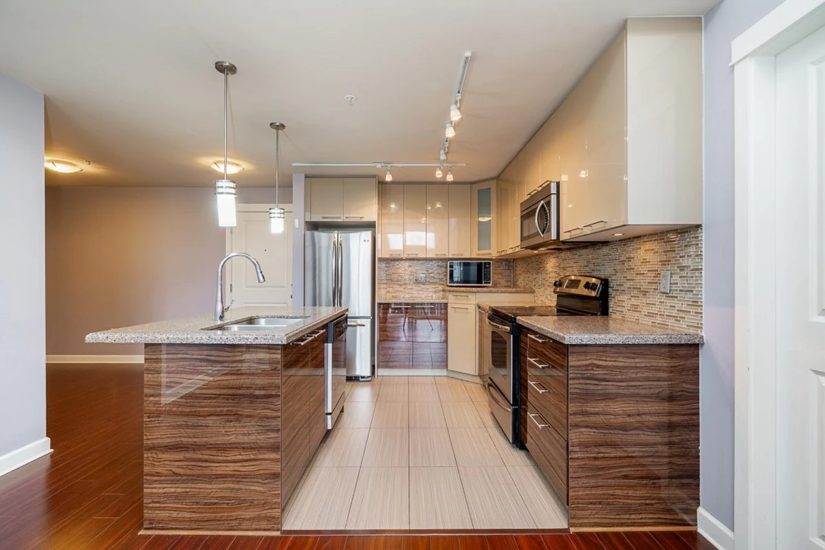 Family Room Photo of 419 12039 64 Avenue, Surrey, BC