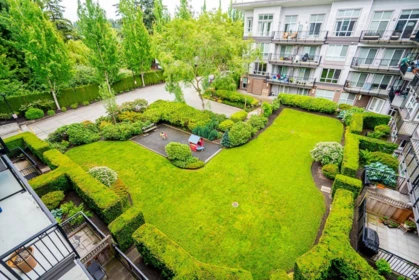 Staircase Photo of 419 12039 64 Avenue, Surrey, BC