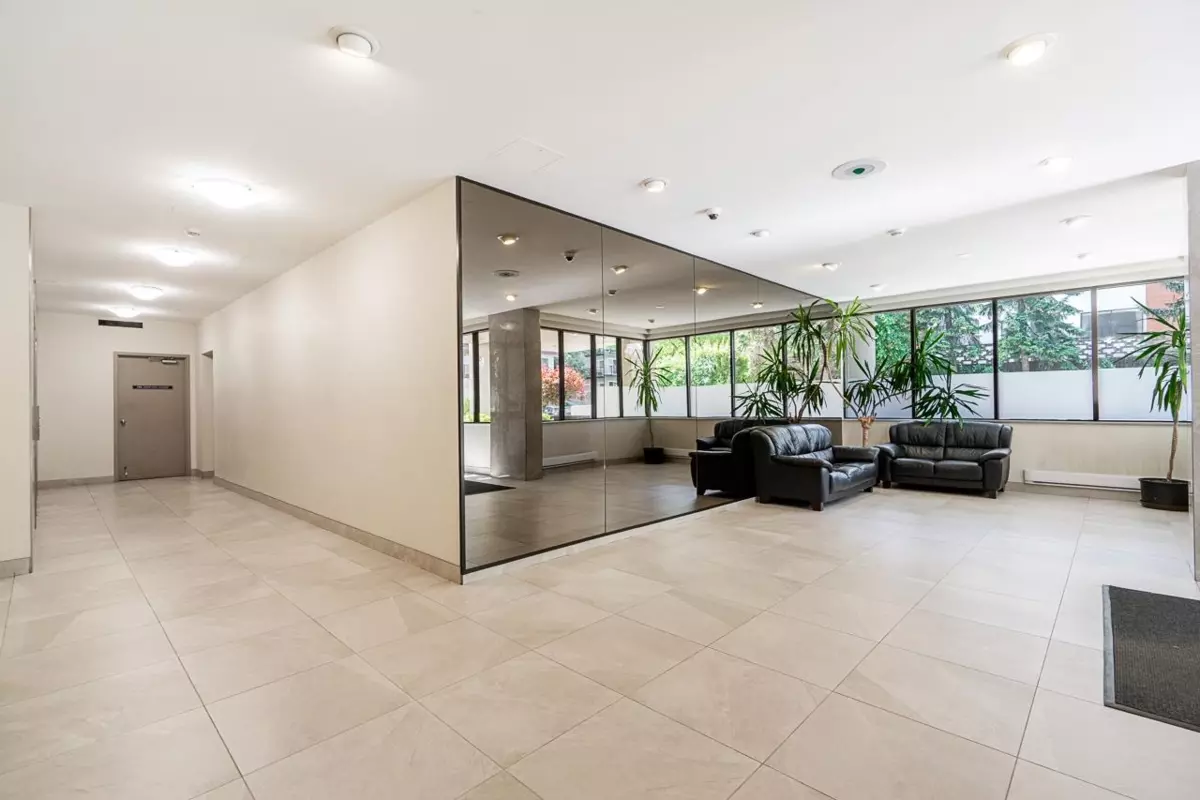 Family Room Photo of 2106 6540 Burlington Avenue, Burnaby, BC