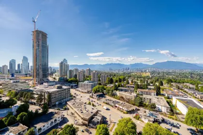 Garden / Landscaping Photo of 2106 6540 Burlington Avenue, Burnaby, BC