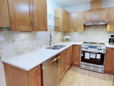 Kitchen Island Photo of 409 15621 Marine Drive, White Rock, BC