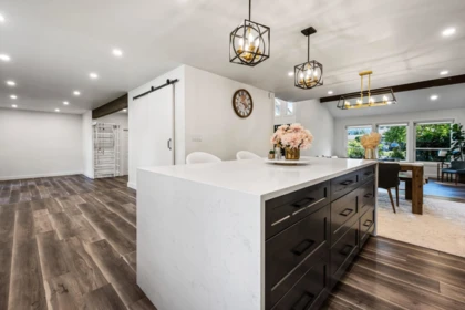 Guest Bathroom Photo of 45617 Worthington Place, Chilliwack, BC