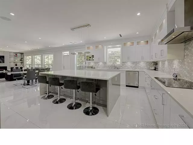 Dining Area Photo of 9093 Buchanan Place, Surrey, BC