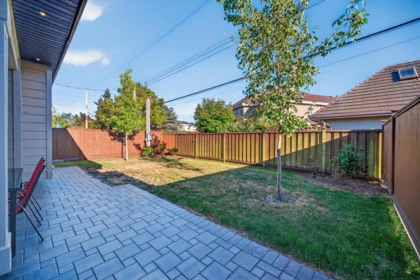 Garden / Landscaping Photo of 3780 Blundell Road, Richmond, BC