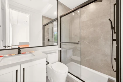 Hallway Photo of 3780 Blundell Road, Richmond, BC