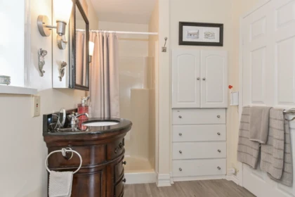 Laundry Room Photo of 35042 Sward Road, Mission, BC