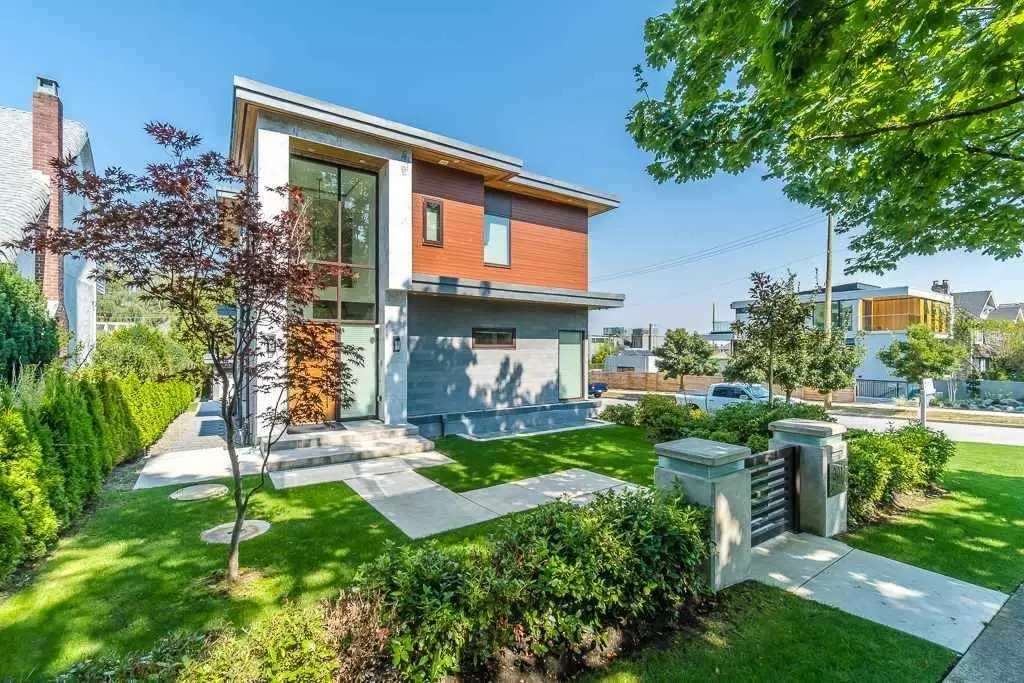 Exterior Rear Photo of 3011 W 27th Avenue, Vancouver, BC