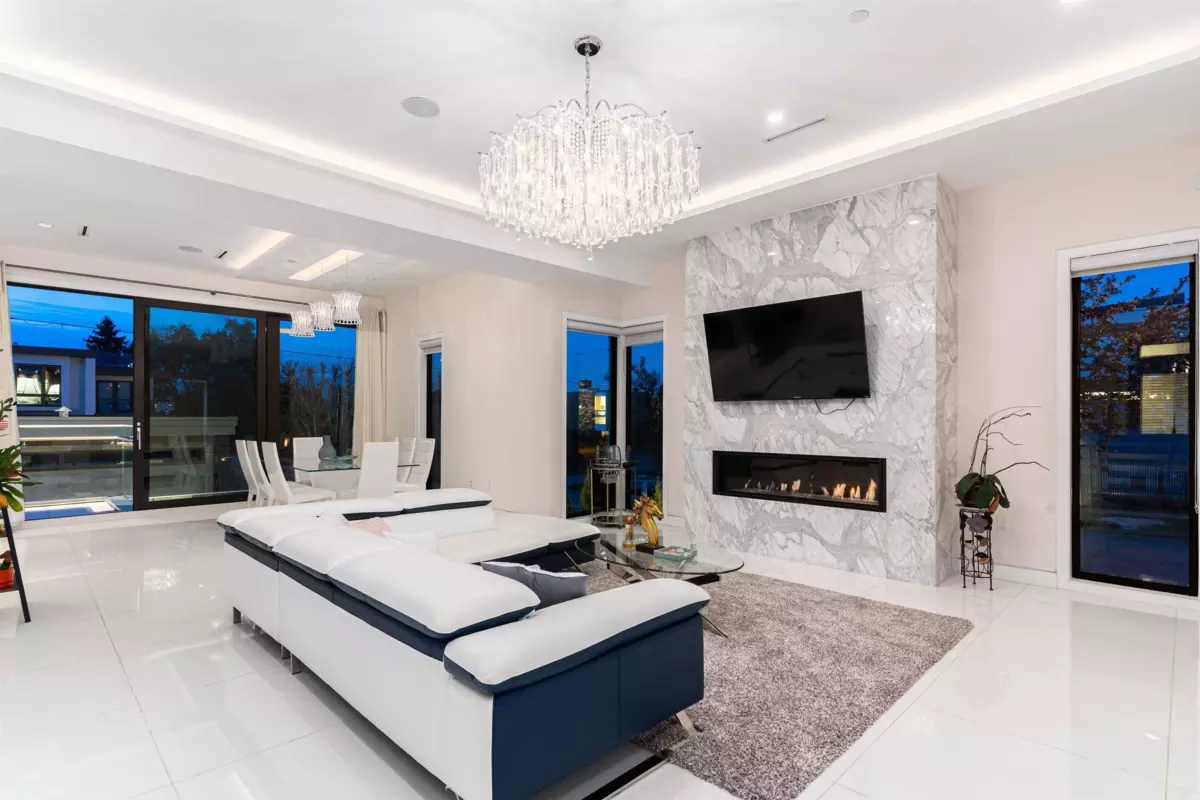 Living Room Photo of 3011 W 27th Avenue, Vancouver, BC