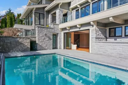 Hot Tub / Spa Photo of 1479 Chippendale Road, West Vancouver, BC