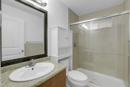 Guest Bathroom Photo of 12853 63a Avenue, Surrey, BC