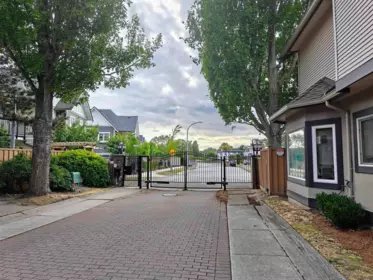 25 11888 Mellis Drive, Richmond, BC, Richmond — Townhouse for sale