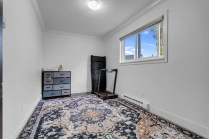 Entry Foyer Photo of 13232 82 Avenue, Surrey, BC