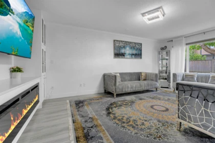 Kitchen Island Photo of 13232 82 Avenue, Surrey, BC