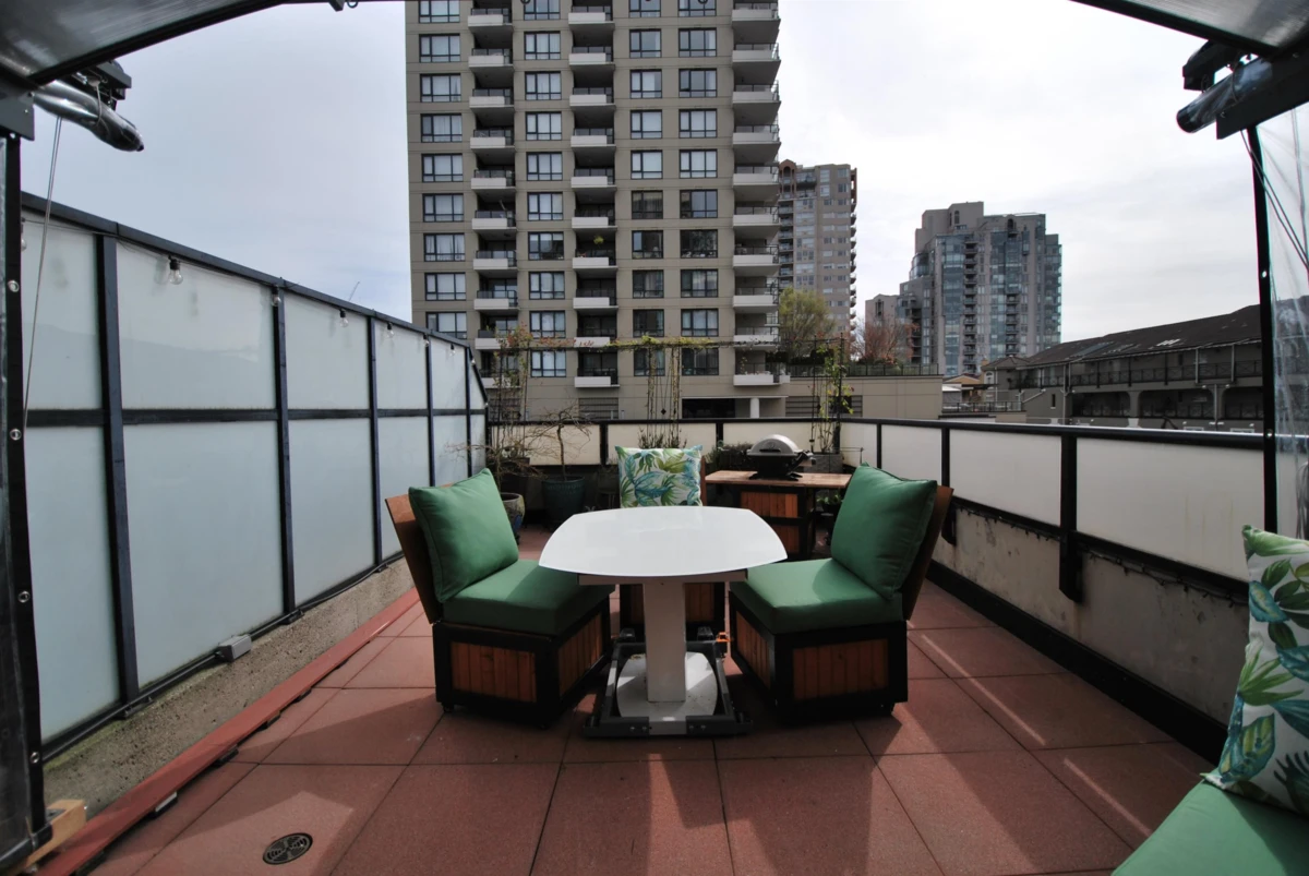 Family Room Photo of 229 10 Renaissance Square, New Westminster, BC