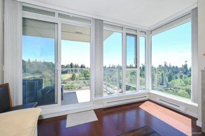 Kitchen Island Photo of 803 2688 West Mall, Vancouver, BC