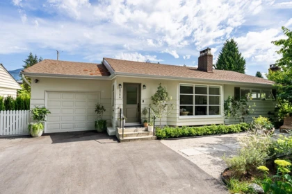 2784 Crescentview Drive, North Vancouver, BC, North Vancouver — Single Family Residence for sale