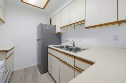 Primary Bathroom Photo of 301 2125 W 2nd Avenue, Vancouver, BC