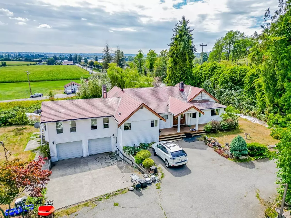 Family Room Photo of 7714 216 Street, Langley, BC