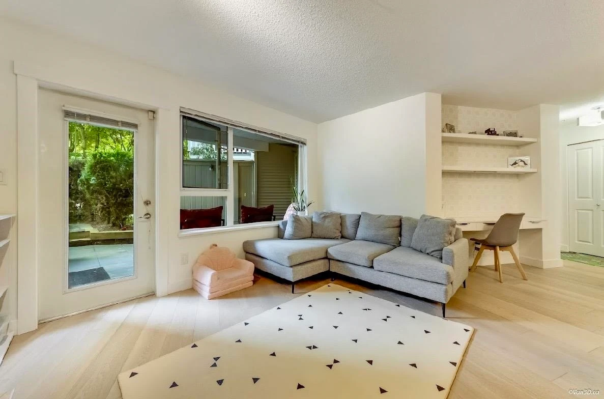 Family Room Photo of 116 4723 Dawson Street, Burnaby, BC