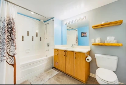 Primary Bathroom Photo of 116 4723 Dawson Street, Burnaby, BC