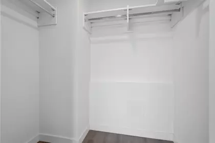 Walk-In Closet Photo of 1506 823 Carnarvon Street, New Westminster, BC